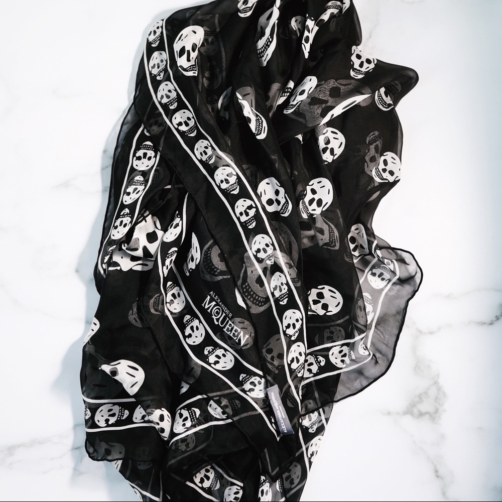 Alexander McQueen Skull Foulard Silk Scarf